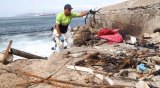 Progressive cleanup at Rosia Bay